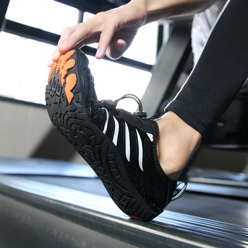 Men Barefoot Five Fingers Aqua Shoes Water Swimming Shoes Breathable Hiking Wading Beach Outdoor Upstream Sneakers Size 39-46